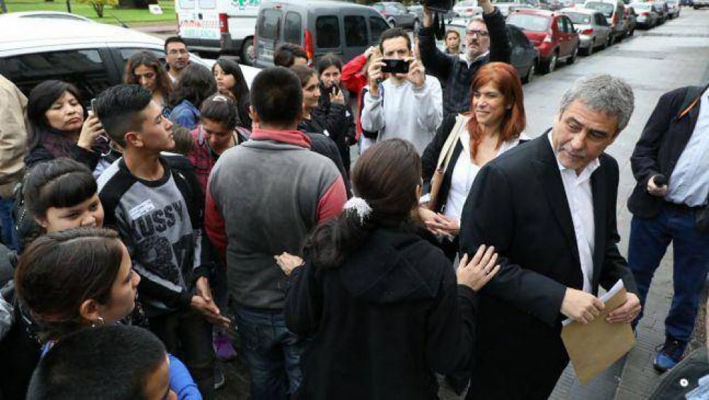 Ferraresi fue hasta la Gobernaci�n para reclamarle a Vidal por obras sin realizar