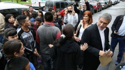 Ferraresi fue hasta la Gobernaci�n para reclamarle a Vidal por obras sin realizar