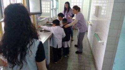 Chequean la salud de miles de chicos en escuelas p�blicas