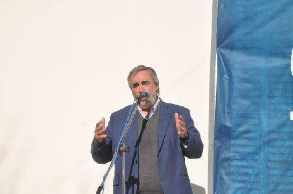 Fern�ndez sin demasiadas �medias tintas� para responder a quienes cuestionan pol�tica ambiental en 30 de Agosto