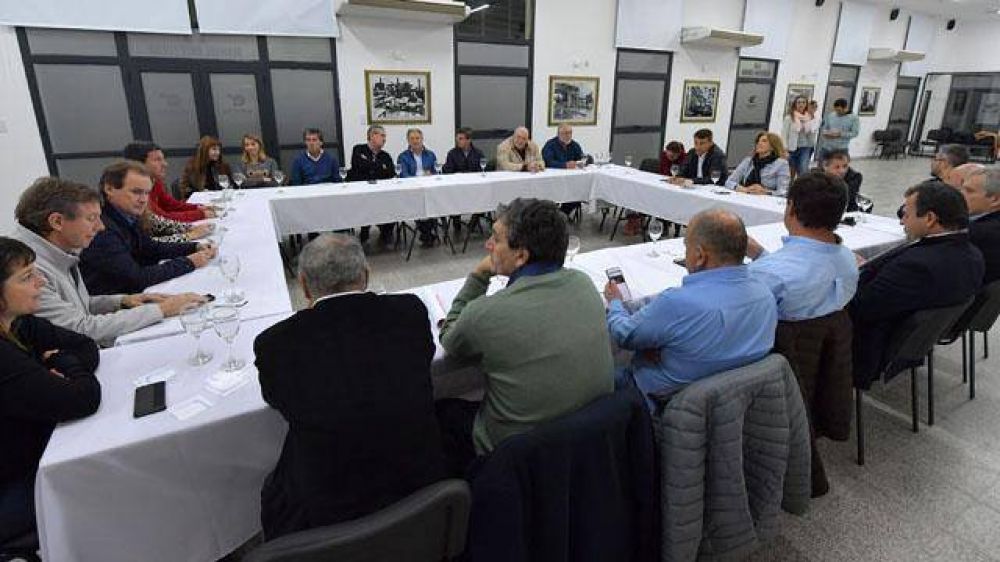 Bordet acord� estrategia de campa�a con diputados del PJ	 