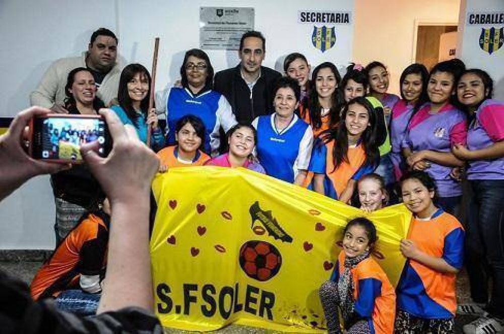 Tagliaferro consolida la ayuda econ�mica a los clubes de Mor�n