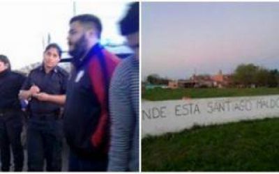 Un candidato de Cristina fue demorado por pintadas de Santiago Maldonado en Arrecifes