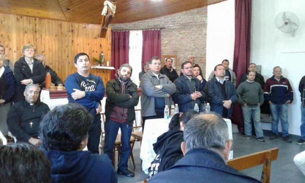 �Vamos a seguir trabajando igual�, asegur� el sacerdote amenazado por narcotraficantes