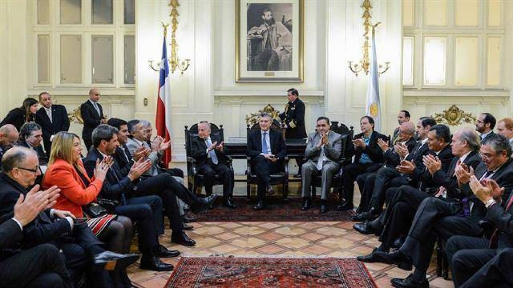 Macri y los gobernadores se preparan para disputarse m�s de $ 1 bill�n