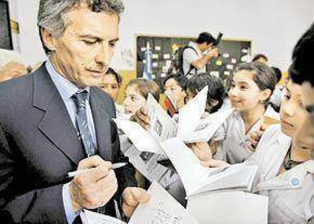 Macri tild� al Gobierno de "fascista" y presentar� su propio proyecto