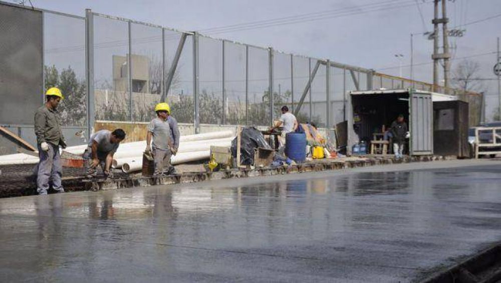 Contin�a el programa de mejora de calles en Echeverr�a