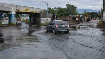El intendente Alfaro redobla su ofensiva contra la SAT