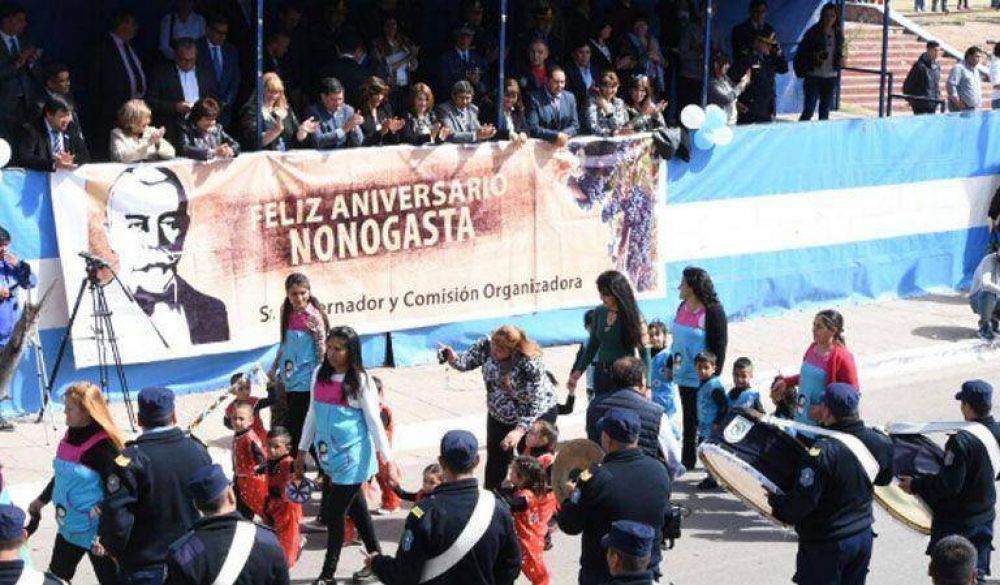 Casas comparti� con el pueblo de Nonogasta el 386� aniversario