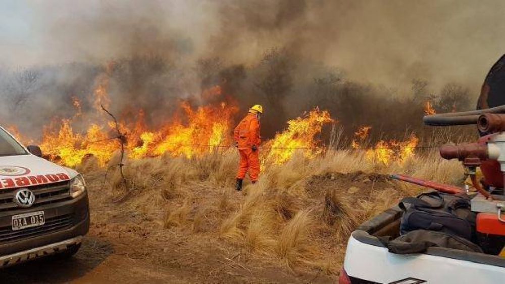 Los incendios devoraron ms de dos mil hectreas en Punilla y Sierras Chicas