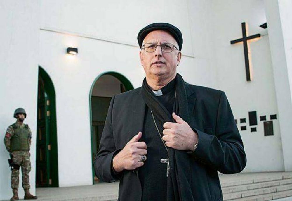 El obispo de las Fuerzas Armadas: Todos queremos que Santiago aparezca