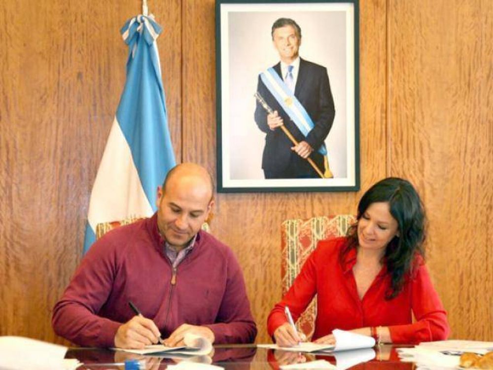 Garantizan la AUH para los habitantes de hasta 18 a�os