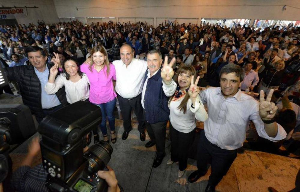 �Todos los d�as busca pelear; no tiene sentido�, dijo Manzur sobre Alfaro