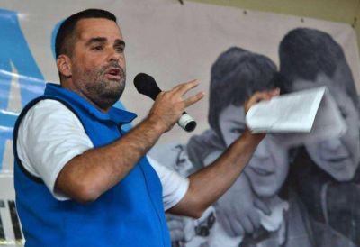 Barrios de Pie: �Vamos a pedirle a los supermercados que donen alimentos�