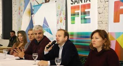Entregan aportes por la emergencia h�drica en Empalme Graneros