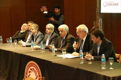 Con la competitividad como eje central, inici� Argoliva
