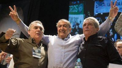 El Gobierno margin� a Moyano de la mesa de negociaciones por la reforma laboral