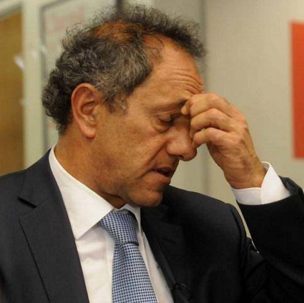 �Pichichi� en offside: investigan a Scioli por la venta de terrenos a proveedora del Estado