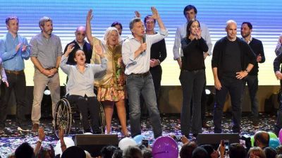 Los primeros n�meros para octubre: Cambiemos le saca casi 3 puntos a Cristina en el Conurbano