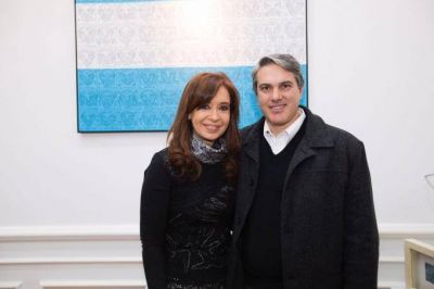 Cristina agranda su armado en el interior: se reuni� con el ex intendente de Chacabuco