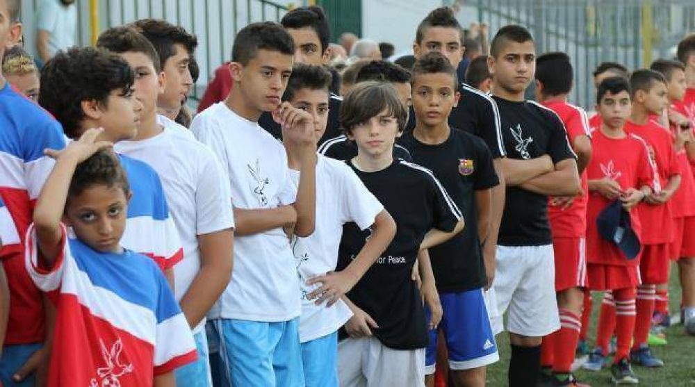 El amor al f�tbol re�ne a ni�os jud�os y �rabes