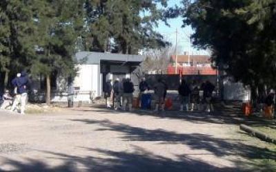 Volvi� el conflicto a Cresta Roja: Trabajadores tomaron la planta de Esteban Echeverr�a