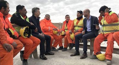 Macri visit� Lomas y supervis� las obras en Puente La Noria