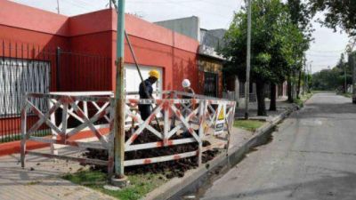 Avanza la red de cloacas para los barrios vecinos a Parque Finky