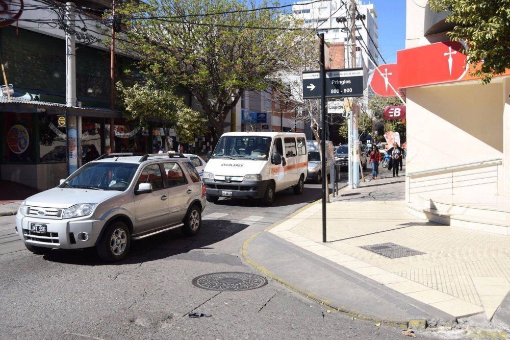 Estacionamiento: concejales dicen que se viol� la Carta Org�nica
