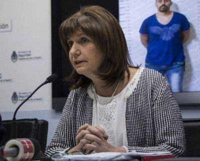 Algunos funcionarios de Cornejo pidieron la renuncia de Patricia Bullrich