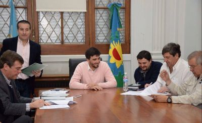 Firmaron acuerdo energ�tico para potenciar la zona minera en Cerro Sotuyo