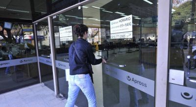 Cl�nicas y sanatorios restringen atenci�n a afiliados de Apross