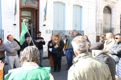 ATE: �El Secretario de Trabajo falta a la verdad y persigue a los trabajadores� 