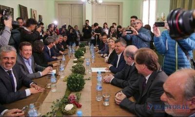 Con Colombi a la cabeza los gobernadores se abroquelan por el Fondo del Conurbano