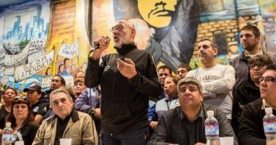 Pablo Moyano profundiza su perfil rebelde: �El compromiso de la CGT que conduce Schmid es salir a la calle�