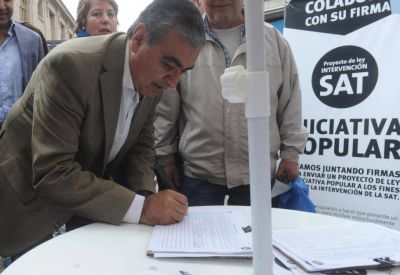 Alfaro contra la SAT: �que escuchen a los 100.000 tucumanos�