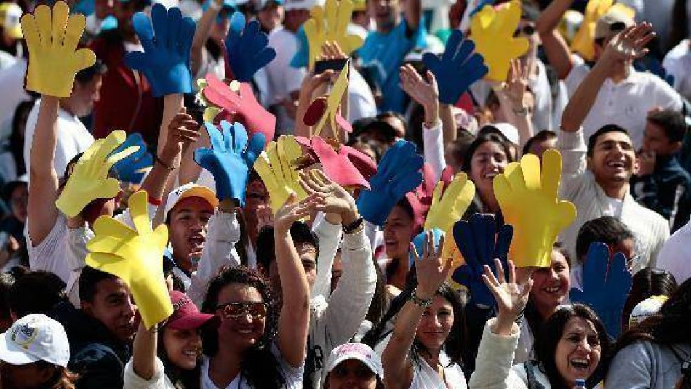�Colombia necesita j�venes que sepan comprender y perdonar�