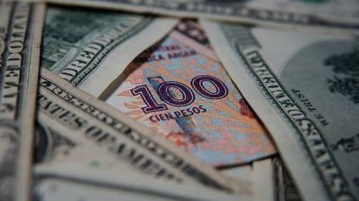 La tregua cambiaria seguir� hasta fin de a�o por las altas tasas en pesos