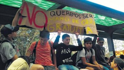 Repudio en las escuelas