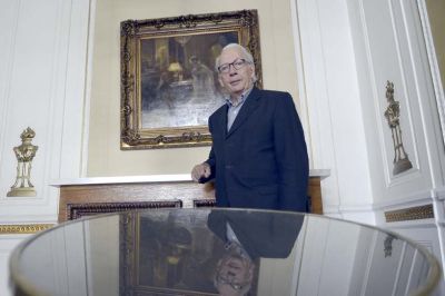 Alain Rouqui�: 