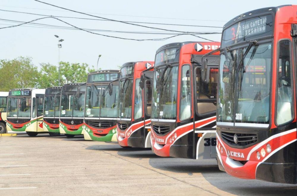 Resistencia tiene 12 nuevas unidades de colectivos y Capitanich apuesta a 