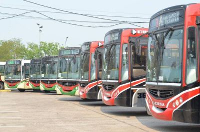 Resistencia tiene 12 nuevas unidades de colectivos y Capitanich apuesta a 