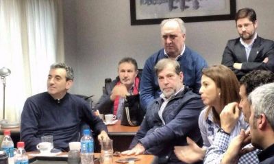 Randazzo desconoci� las fugas: �Nadie se fue de Cumplir�, dijo