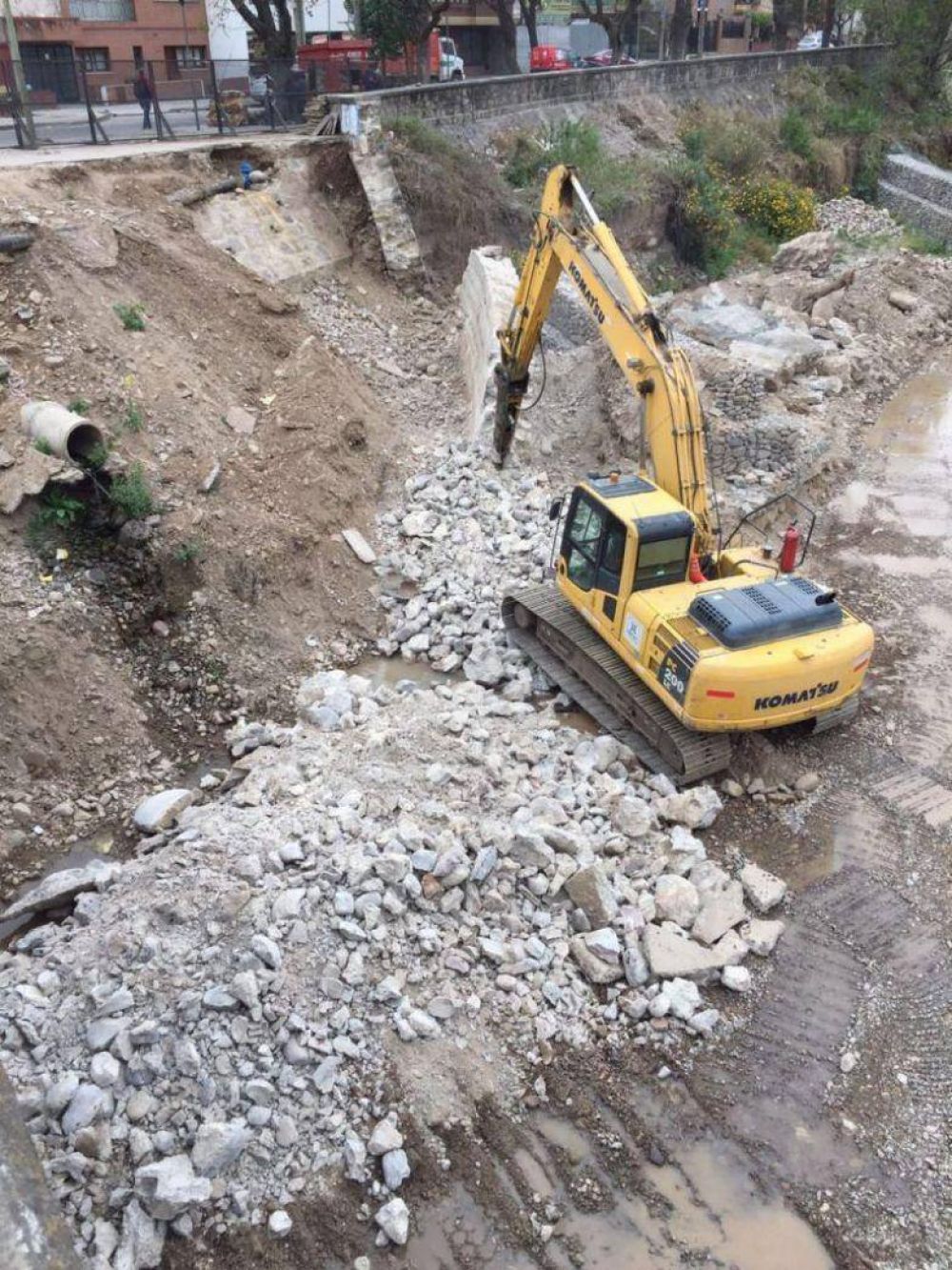 LA RECONSTRUCCI�N DEL PUENTE ARGA�AR�Z COSTAR� $5.617.570