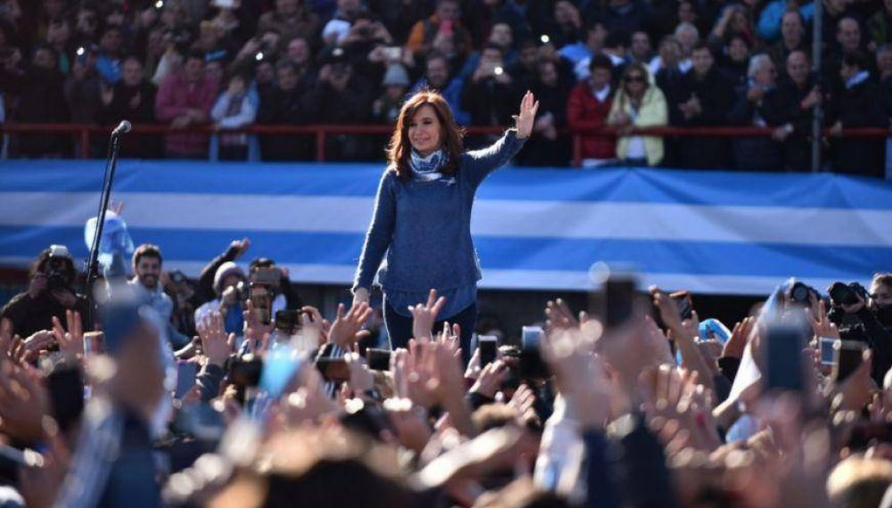 Cristina Kirchner: �Ganemos juntos esta elecci�n�