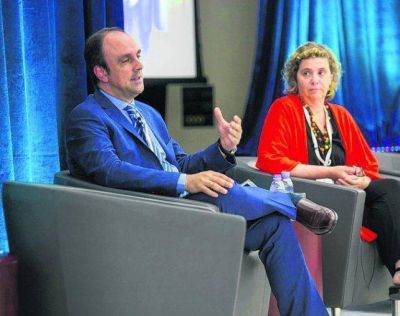 Corral disert� en Washington en un foro sobre ciudades innovadoras