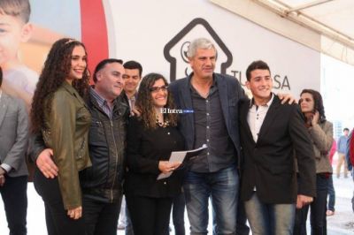 Zottos: �El gobierno de Urtubey es el que m�s viviendas hizo�