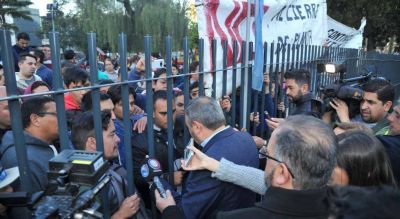La Provincia asiste a despedidos de Plascar