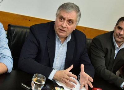 Exigen obras y alivios contra las inundaciones