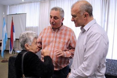 Passalacqua entreg� cr�ditos del IPS a jubilados provinciales
